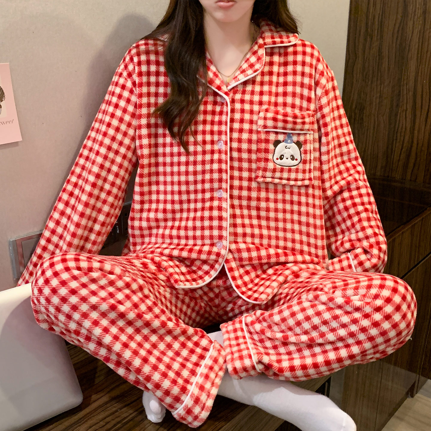 法兰绒熊猫女款秋冬季翻领家居服