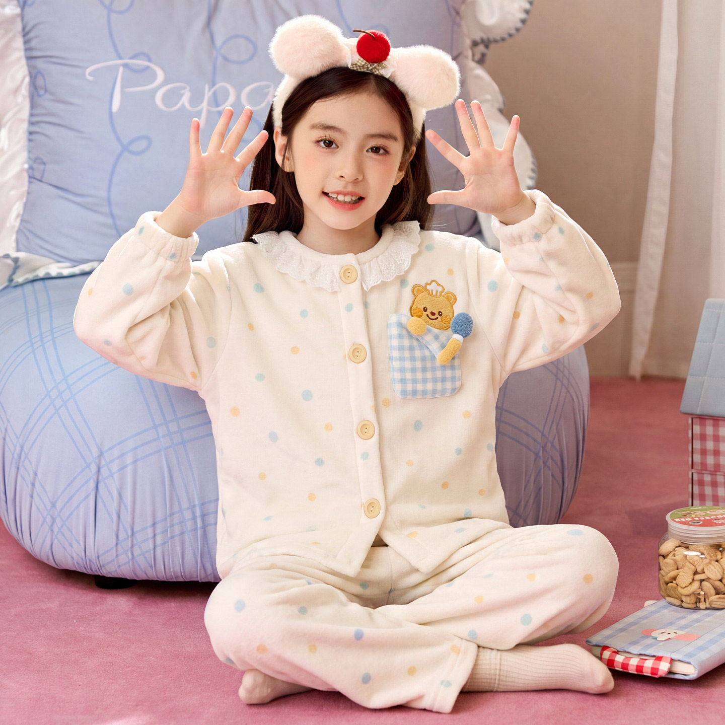 儿童睡衣珊瑚绒秋冬季加绒加厚卡通可爱小熊法兰绒女童家居服套装