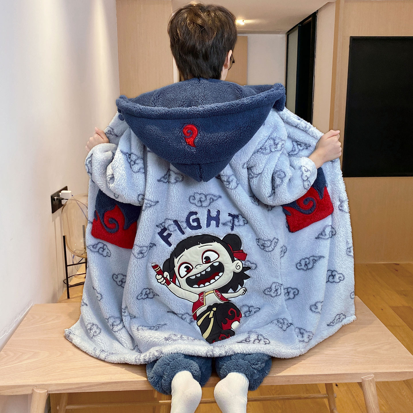 男童冬季珊瑚绒加绒哪吒大童睡袍