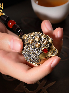 速发男铜把玩金蟾创意挂件小铜手把件黄摆件盘玩生大生生日礼物