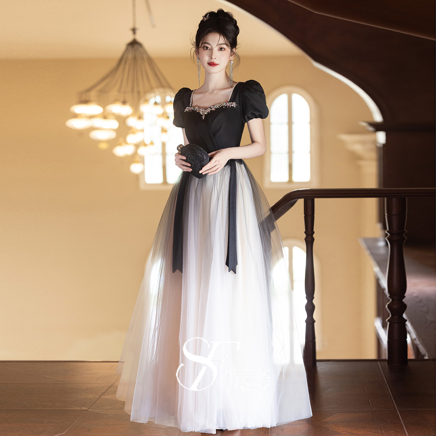 艺考晚礼服女2025新款宴会高级感优雅法式轻奢名媛年会走秀连衣裙