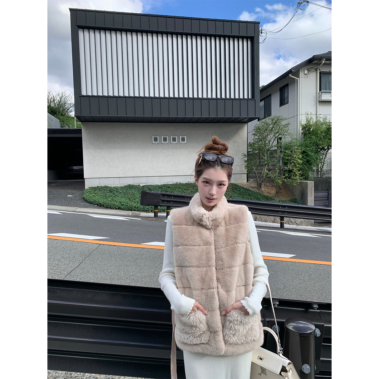 仿真环保貂绒两穿收腰马甲