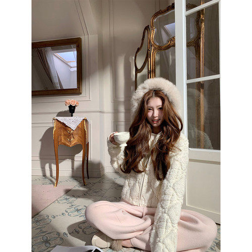 SourceWithU 12.10 小绵羊 芬兰进口狐狸毛领暖暖羊毛针织开衫