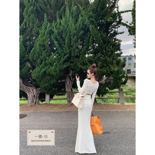 秋冬 2色羊毛混纺背后露肤针织内搭半裙套装 SourceWithU 入冬bi备