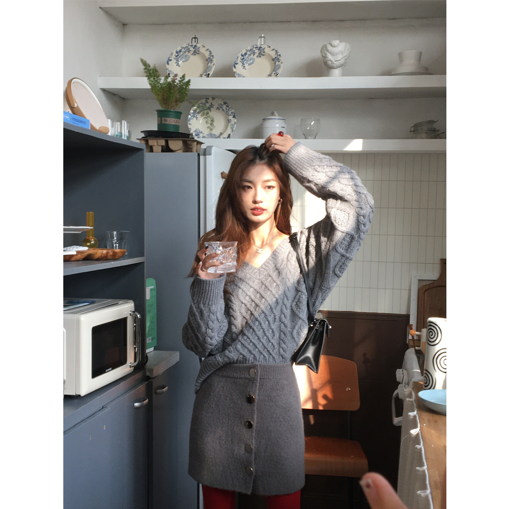 SourceWithU 初恋回忆录 2色流苏围脖Chill麻花毛衣v领毛针织衫女