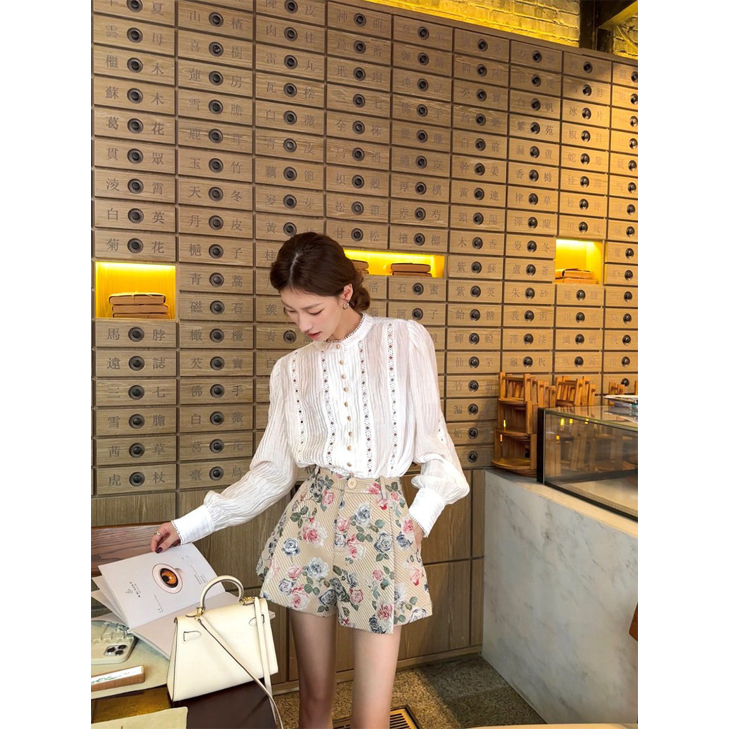 SourceWithU 杉林玫瑰 高级感重工花卉刺绣西装复古高腰微喇短裤