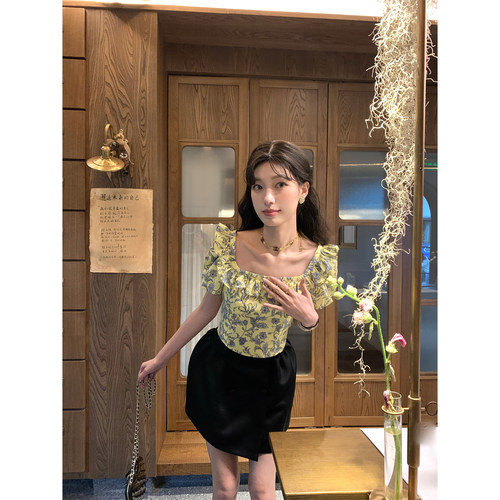 SourceWithU鹅黄印花泡泡袖短袖