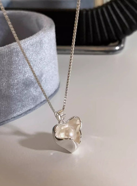 小众高级感银色爱心珍珠长款项链