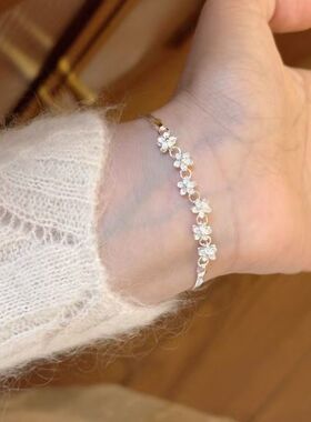 设计师轻奢满钻花朵925银针手链