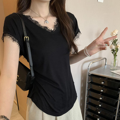 小众设计感蕾丝边黑色短袖T恤女夏季2026新款纯欲收腰显瘦v领上衣