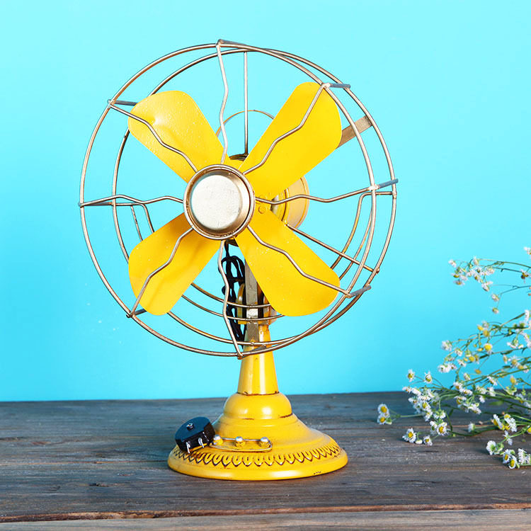 厂家直销手工制作 铁艺彩色电风扇摆件家居摆饰酒吧摄影复古道具