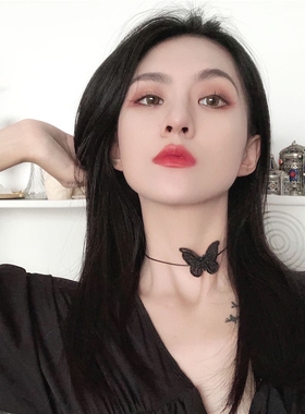 小众设计ins黑色蝴蝶项链choker甜酷颈链复古新娘礼服锁骨链