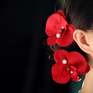 新中式国风绒布2025新款氛围感红色蝴蝶兰花朵发夹盘发头饰新娘