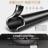 Стулья для пожилых людей, пожилые люди. Семейное семейное освещение.