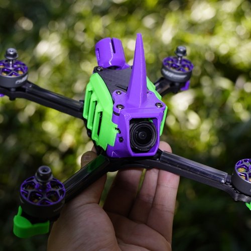 隼鹰S2穿越机机架全包裹支持高清