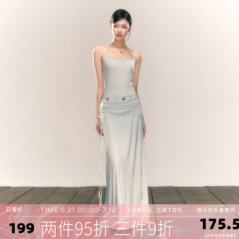 MMMOUND  设计感吊带连衣裙女夏季新款修身长款裙子