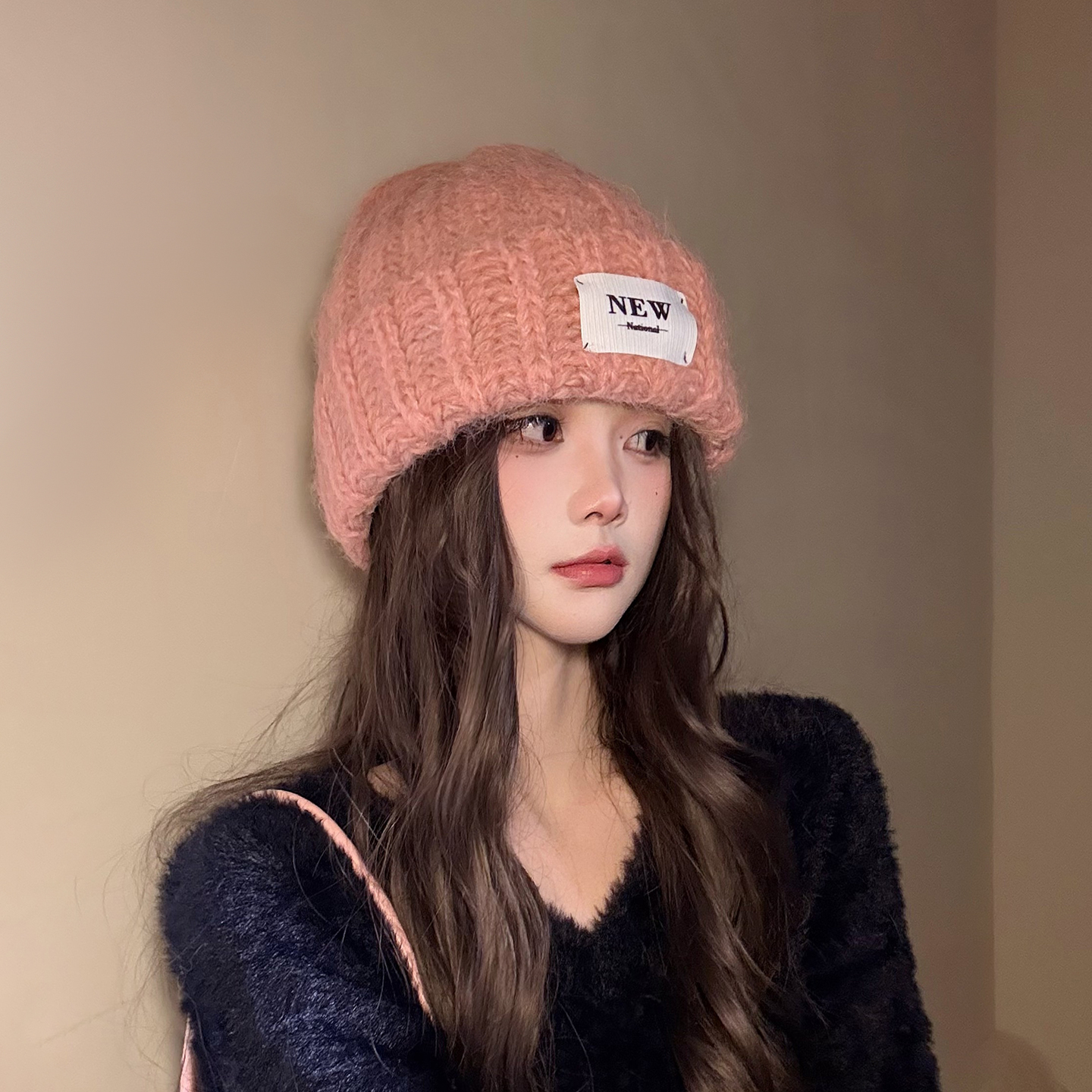 帽子女韩版字母贴布毛线帽冬季保暖护耳防风针织帽休闲百搭包头帽