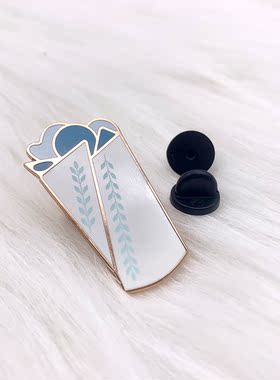 胸针创意日韩蓝色几何可爱书包装饰徽章迷你个性百搭金属小别针