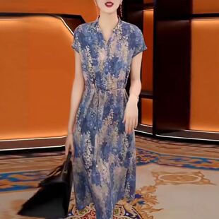 妈妈夏季时尚V领短袖中长裙显瘦裙子中年女士夏装洋气宽松连衣裙