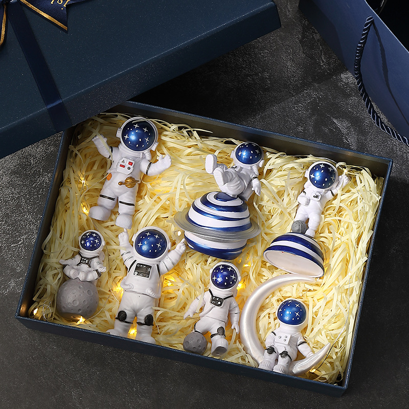 【政府补贴】宇航员摆件小太空人模型树脂工艺品家居桌面装饰品情
