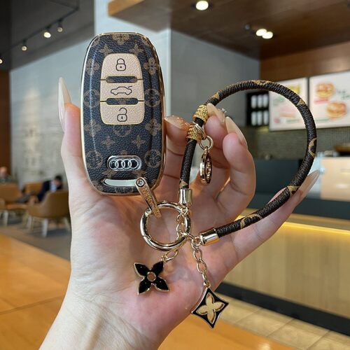 适用奥迪A6L钥匙套18款A7车扣A4L全包R8/A8/A5遥控保护壳复古高级