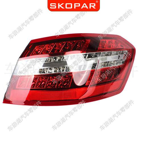适用奔驰W212E50E400E550E6AMG2009-1尾灯LED欧版