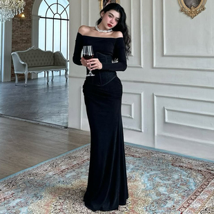 连衣裙收腰显瘦百搭包臀长裙 赫本风设计感一字肩长袖 SylCue 法式