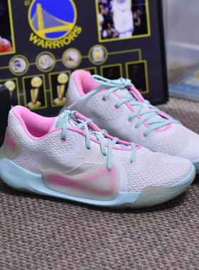 安德玛 UA spawn2减震透气耐磨防滑男子低帮实战篮球鞋3022626