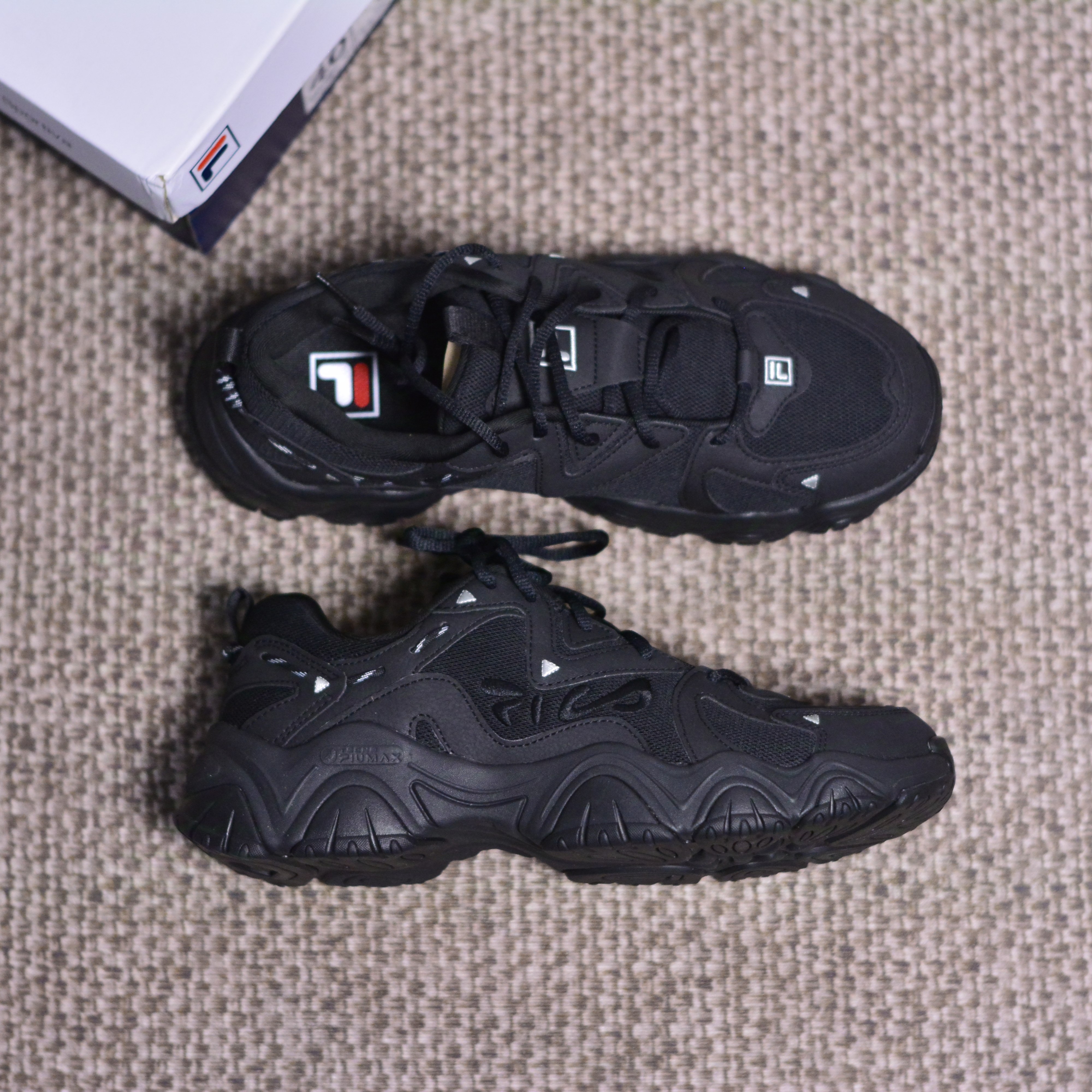 FILA 斐乐 猫爪鞋4代 老爹鞋 复古时尚 网面透气 Fluid 4