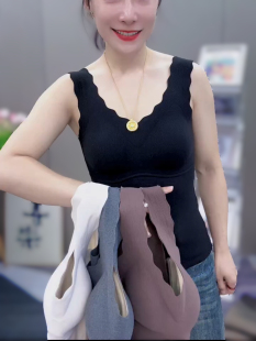 保暖背心女款带胸垫德绒秋冬加绒加绒发热内衣内搭打底衫一体上衣