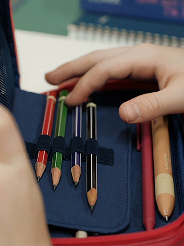 Вместительный и большой детский пенал для школьников для мальчиков