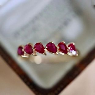 镀18K金水滴红宝石排钻戒指女轻奢气质高档百搭通勤送朋友礼物