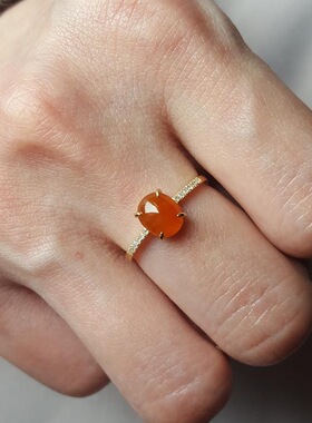 天然玉髓冰糯种红翡蛋面戒指