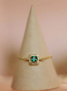 Billion S925银镀金祖母绿色方形锆石agete风戒指软戒气质时尚款