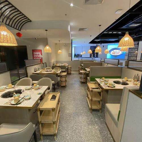 现代简约餐桌椅组合家用火锅桌带储物柜舒适用餐空间