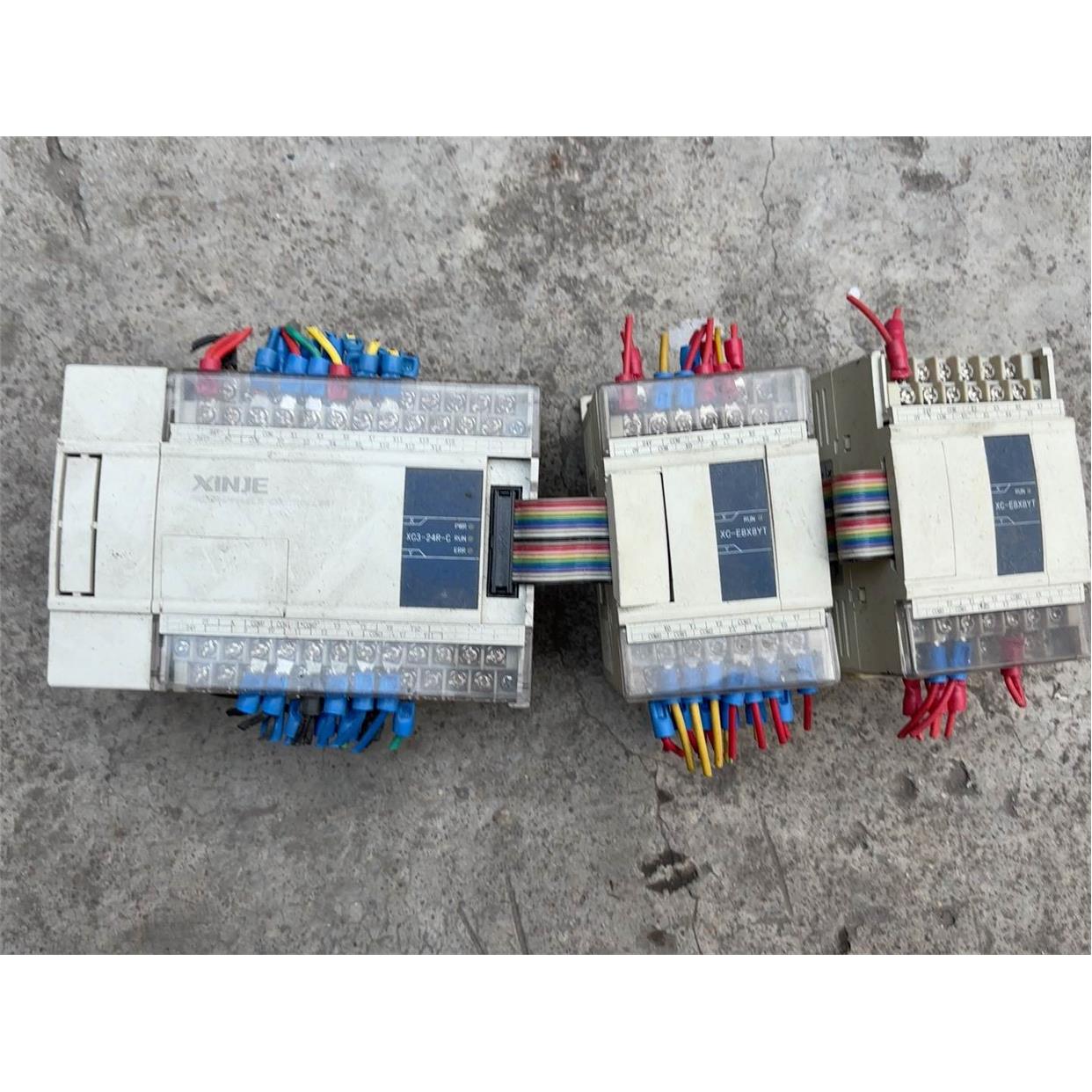 信捷原装拆机XC3-24R-c一个，cx-e8x8yt两个，