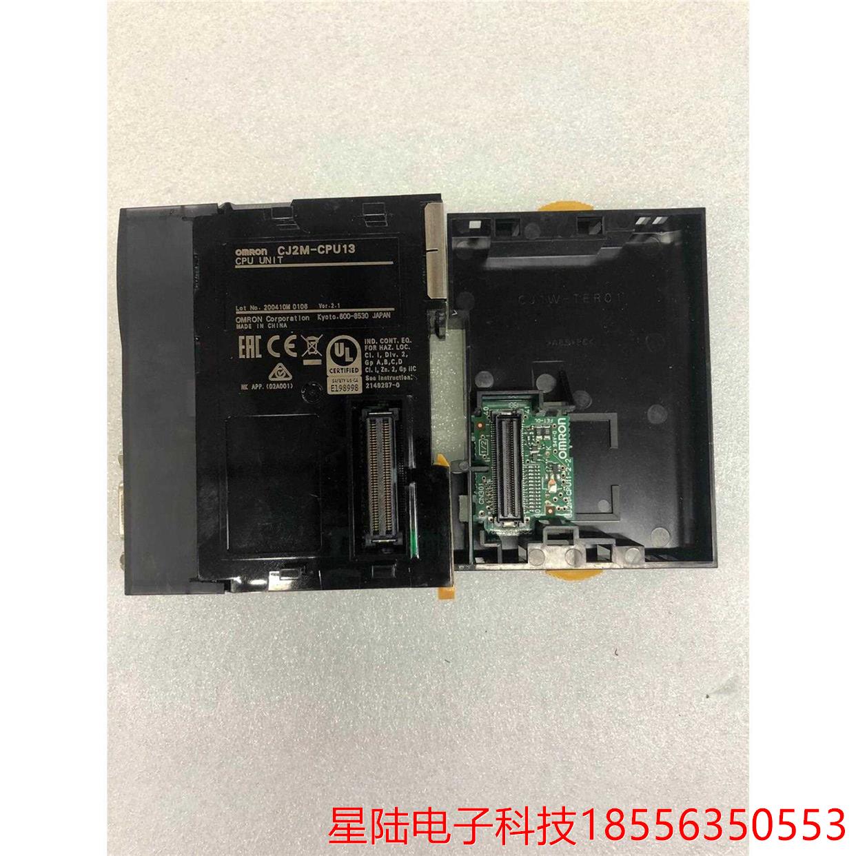 CJ2M-CPU13+CJ1M-TER01，成色如图。