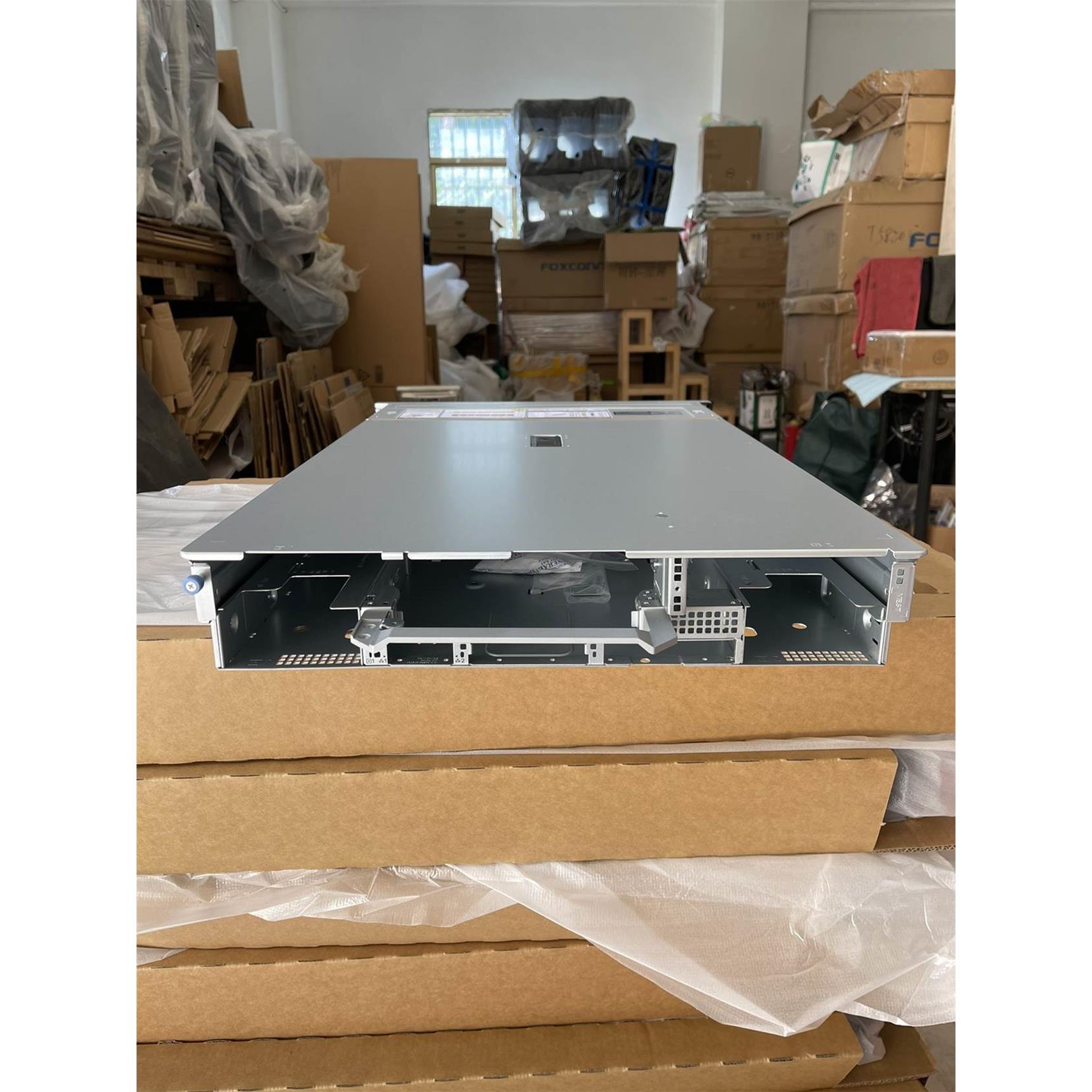 / Poweredge R750 R7525 机箱 3.5寸8盘位机箱 空机壳议