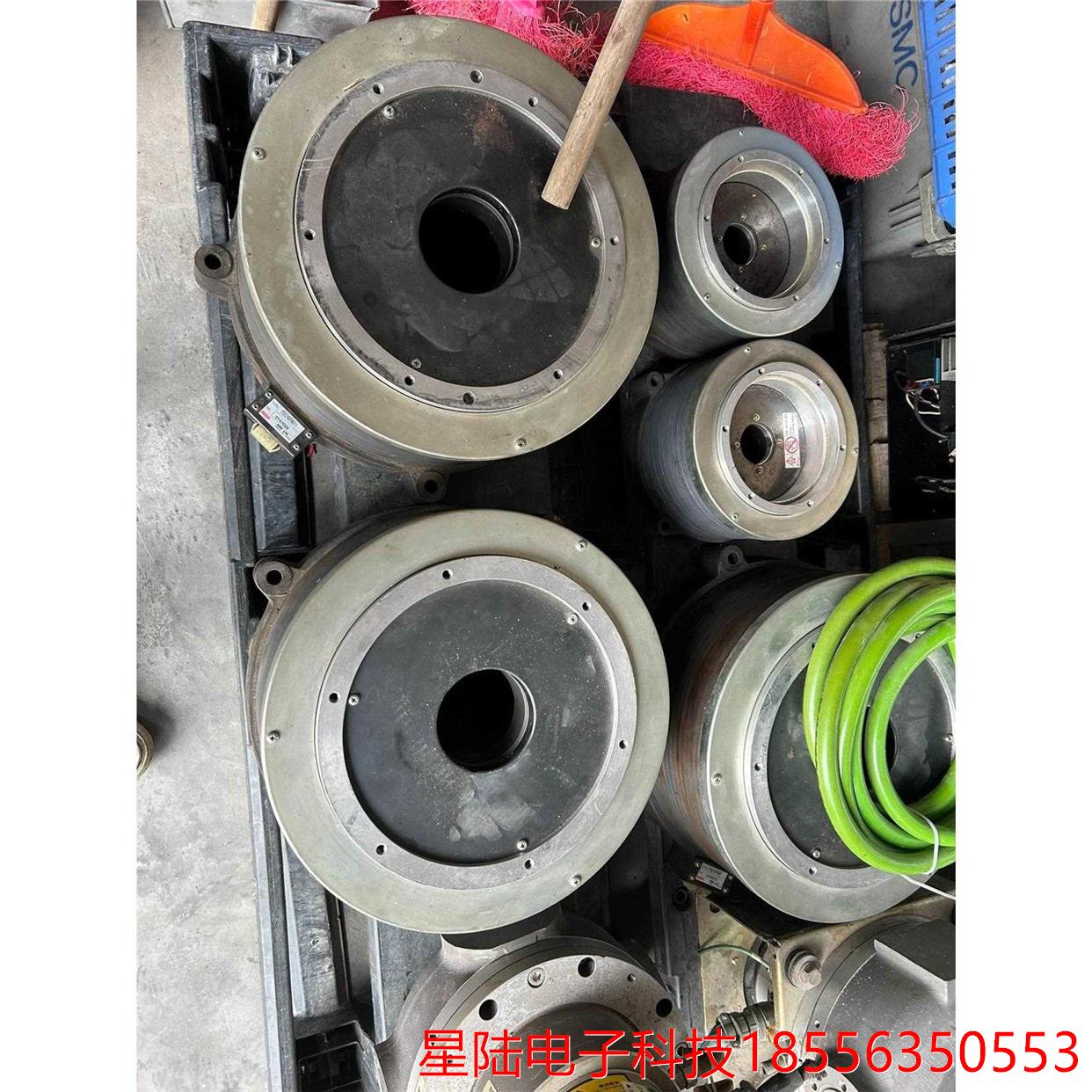 NSK电机 YS5240FN001…2个，YS3060FN5