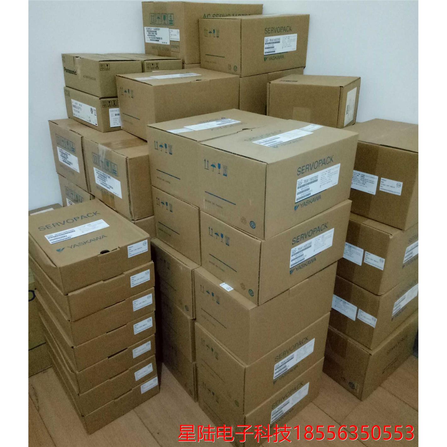 CACP-JU15D3A 全新库存原装安川伺服驱动，清仓优惠，现货包邮！