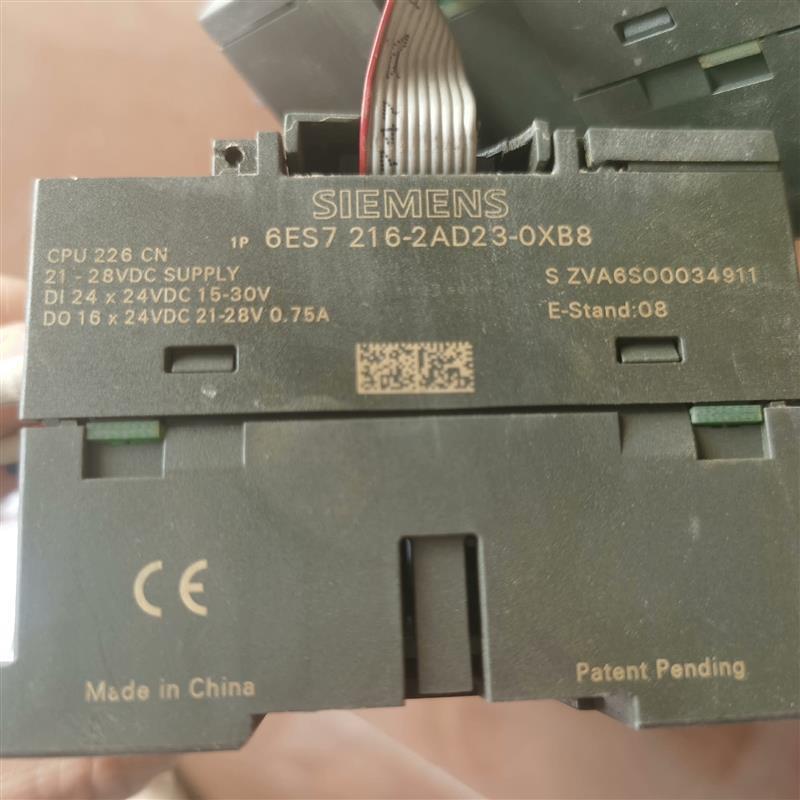 PlC S7226CN 6ES7216-2AD23-0