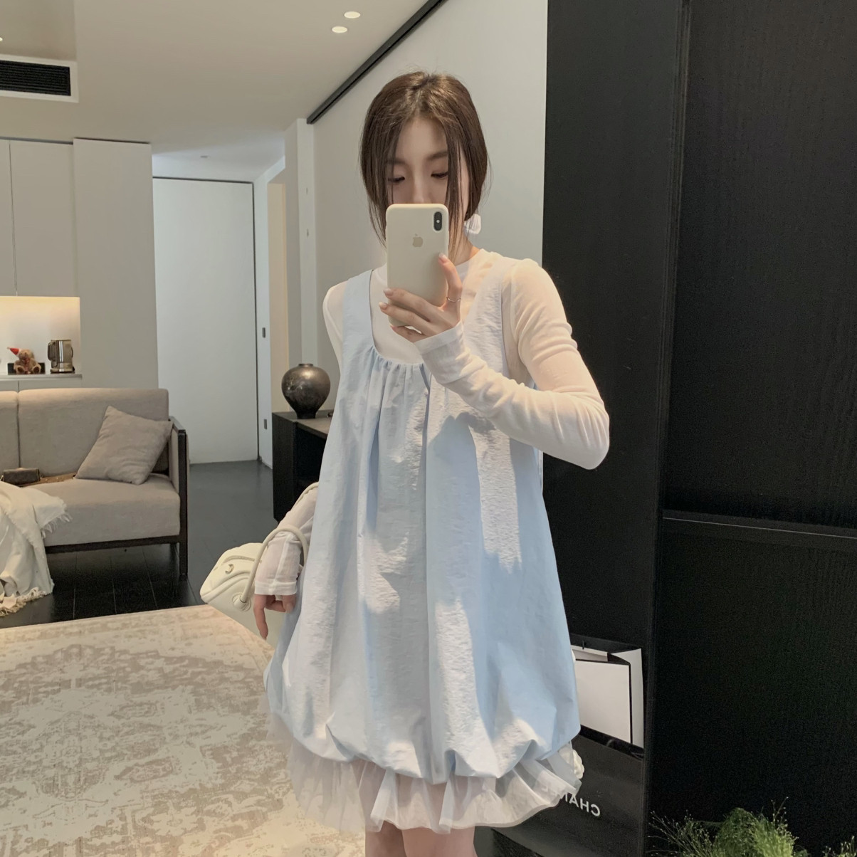 泡菜国爆火三件套女早春韩系甜美小衫+花苞背心连衣裙套装配发圈