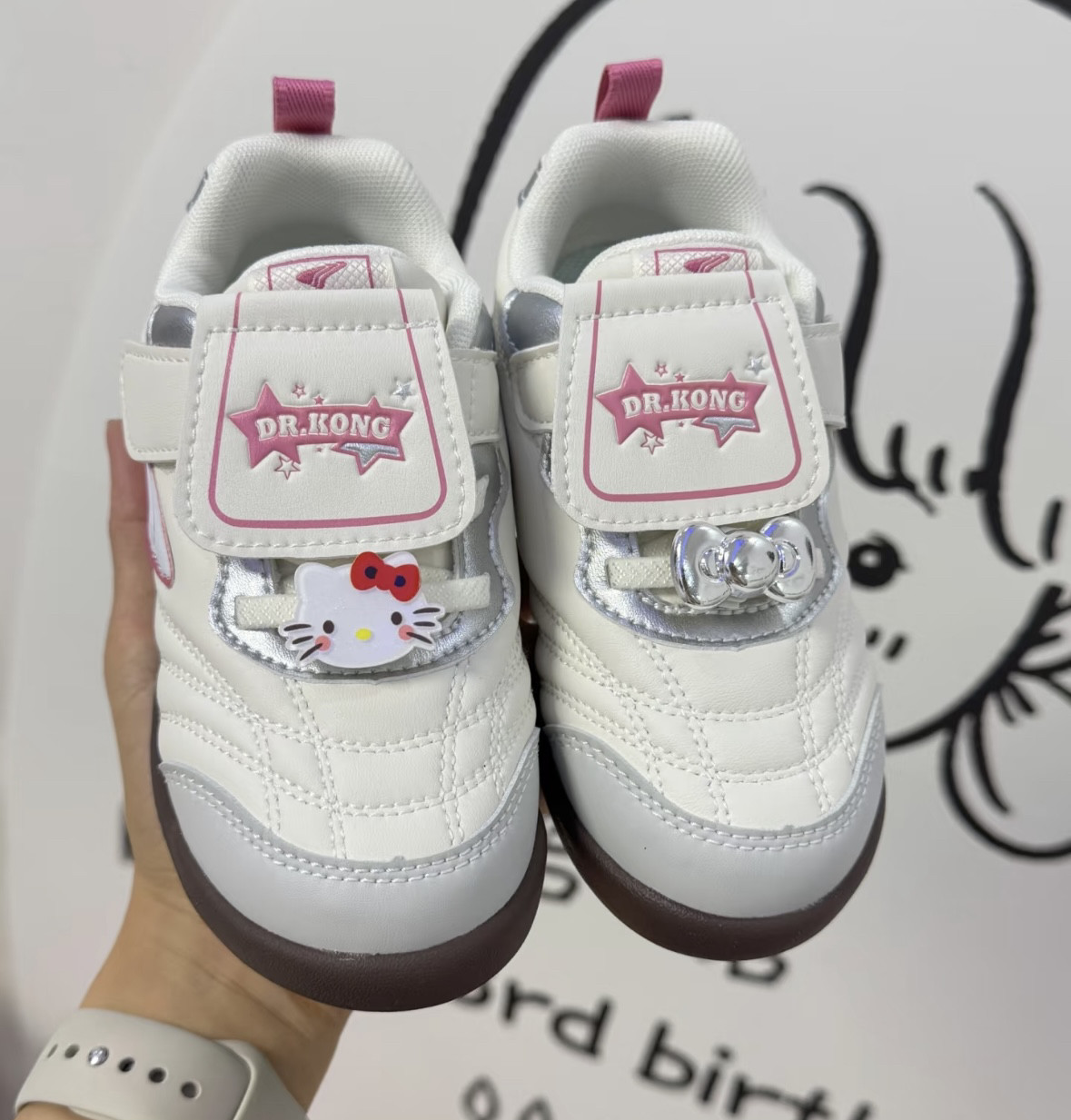 适配女童鞋凯蒂猫鞋带扣diy装饰品卡通kitty鞋面装饰可爱鞋子配件图片