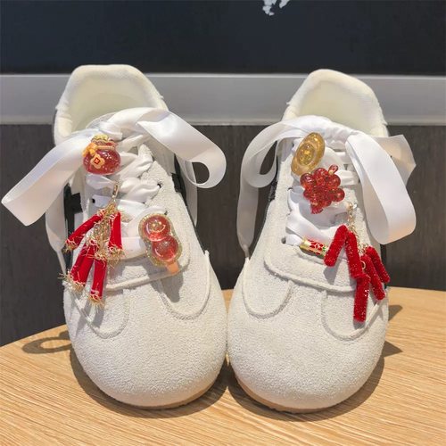 新年鞭炮糖葫芦鞋带扣元宝红色中国结鞋花鞋子饰扣挂件儿童配饰