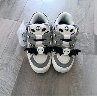 顽刻面包鞋卡通面包超人鞋扣胸针大眼睛眯眯眼装饰KT鞋扣配饰鞋带