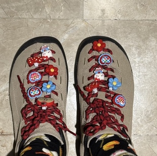 樱桃爱心小花kt猫卡通蝴蝶结鞋带扣配饰适配科恩keen登山鞋装饰品