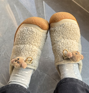 可爱设计小狗配饰鞋扣毛绒可拆卸diy科恩keen小羊蹄小熊掌配饰ins