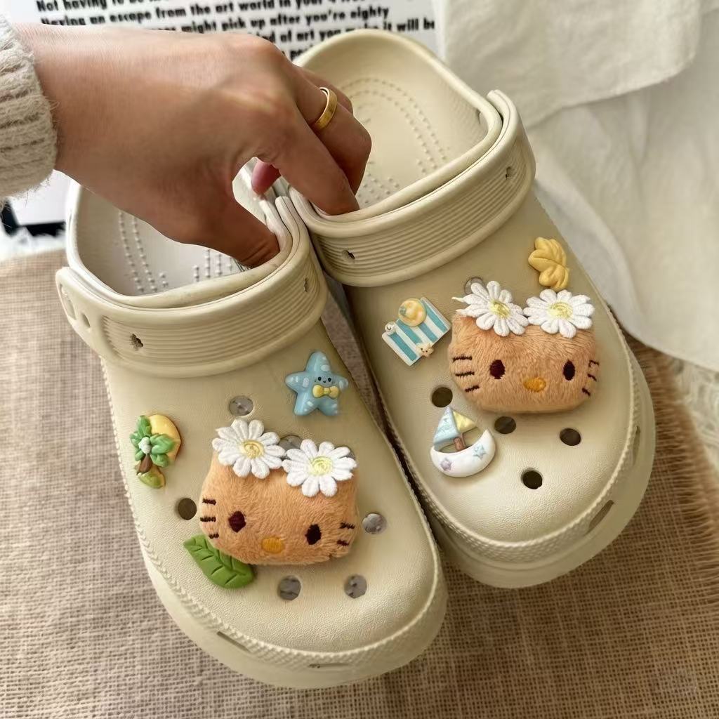 洞洞鞋diy沙滩太阳花鞋扣鞋面装饰小猫可爱Kitty可拆卸鞋花