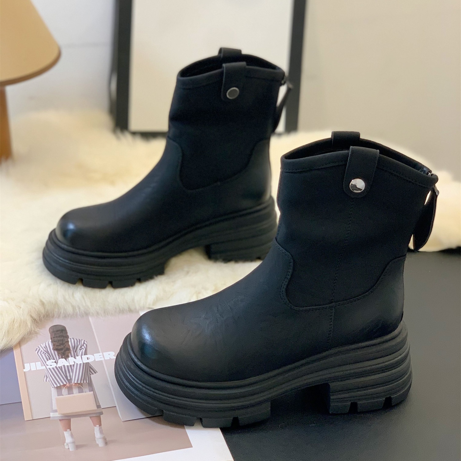 英伦风厚底增高加绒保暖时装靴女