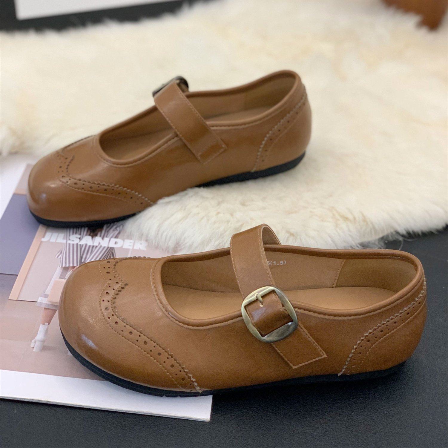 公主风复古平底雕花玛丽珍单鞋女2026春季新款魔术贴百搭浅口单鞋,女鞋,玛丽珍鞋,淘宝优惠券,粉丝福利购,淘宝优惠卷